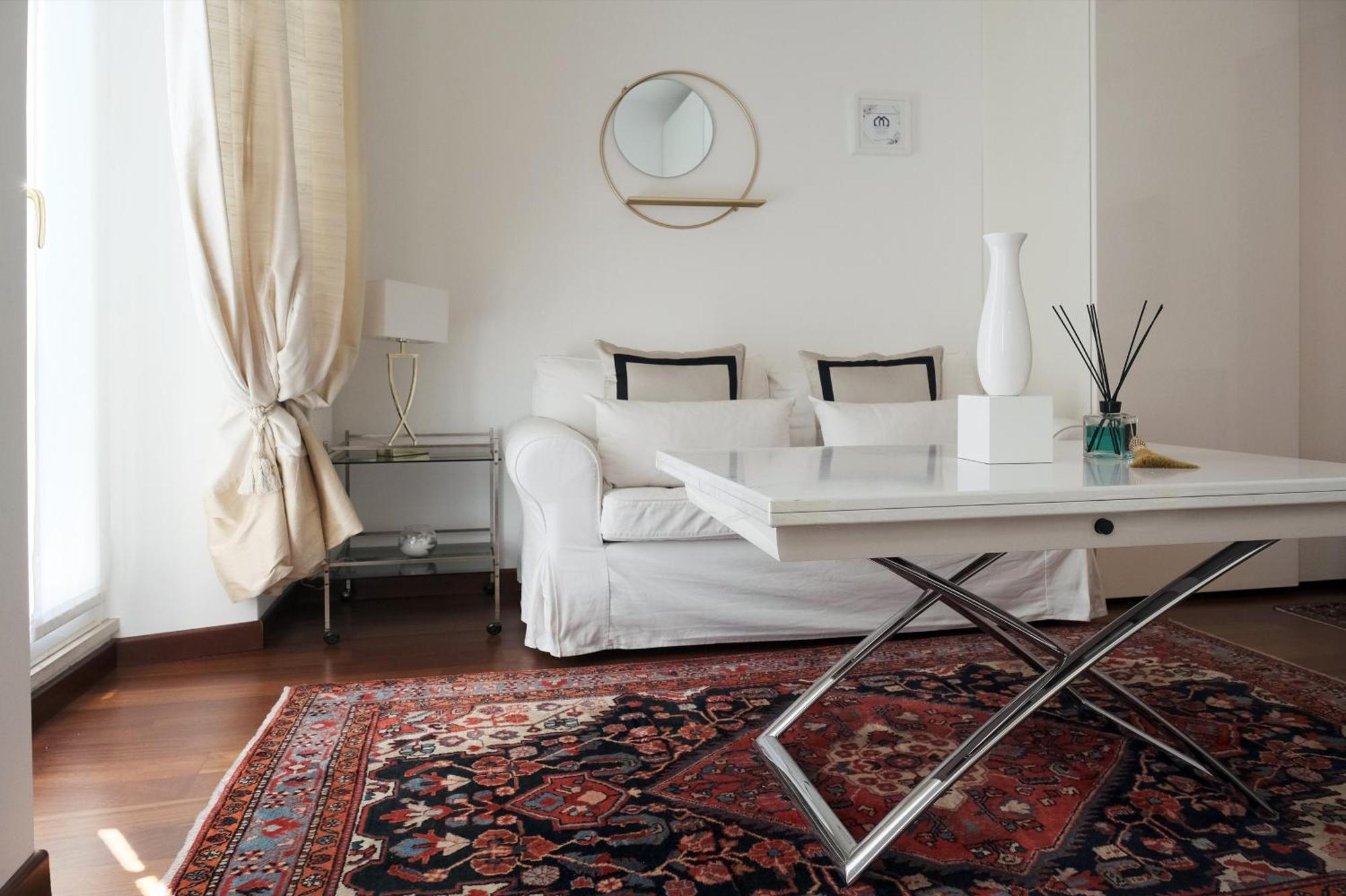 Comecasa Flowery Terraced Apartment Милано Екстериор снимка