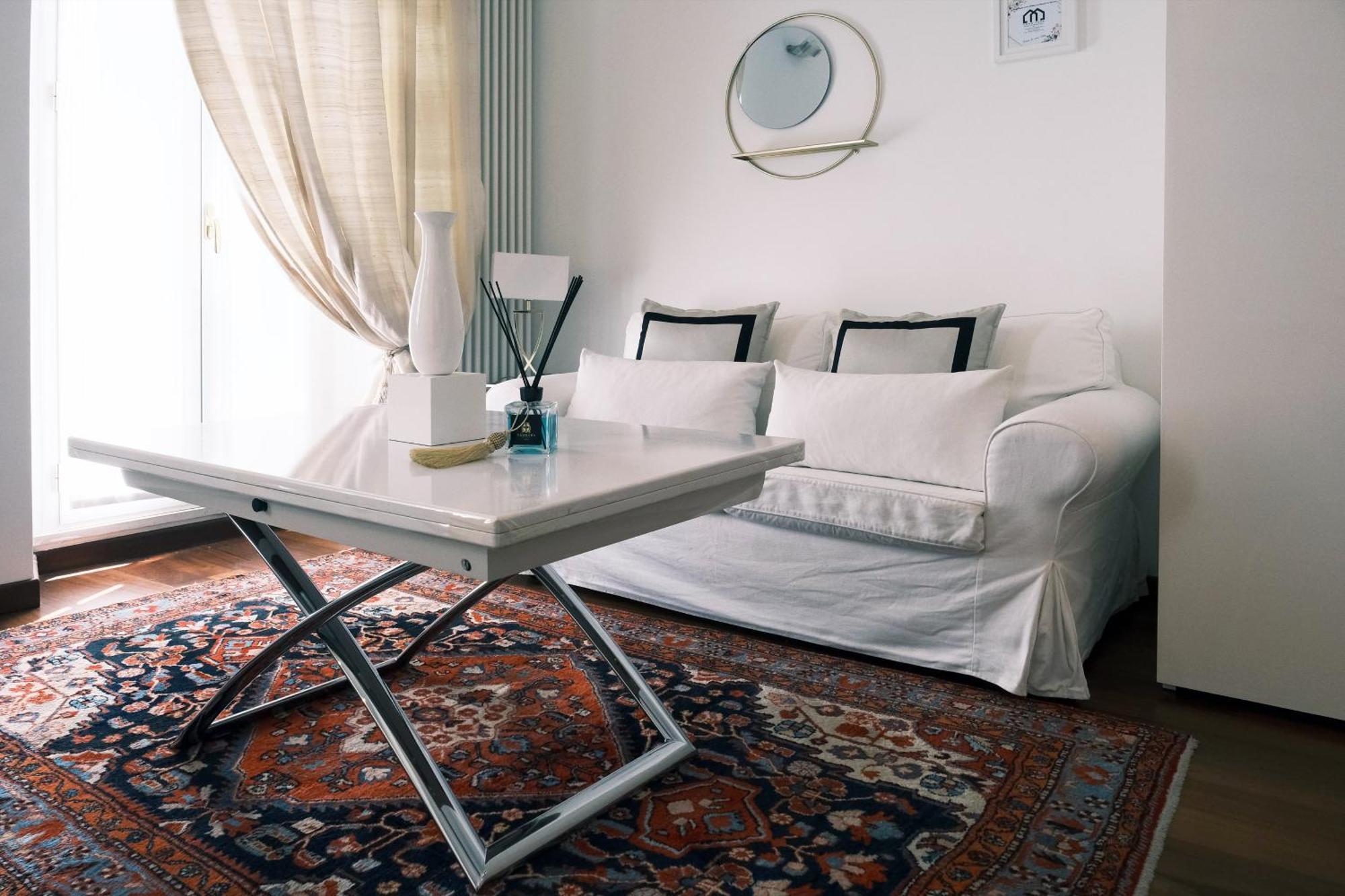 Comecasa Flowery Terraced Apartment Милано Екстериор снимка